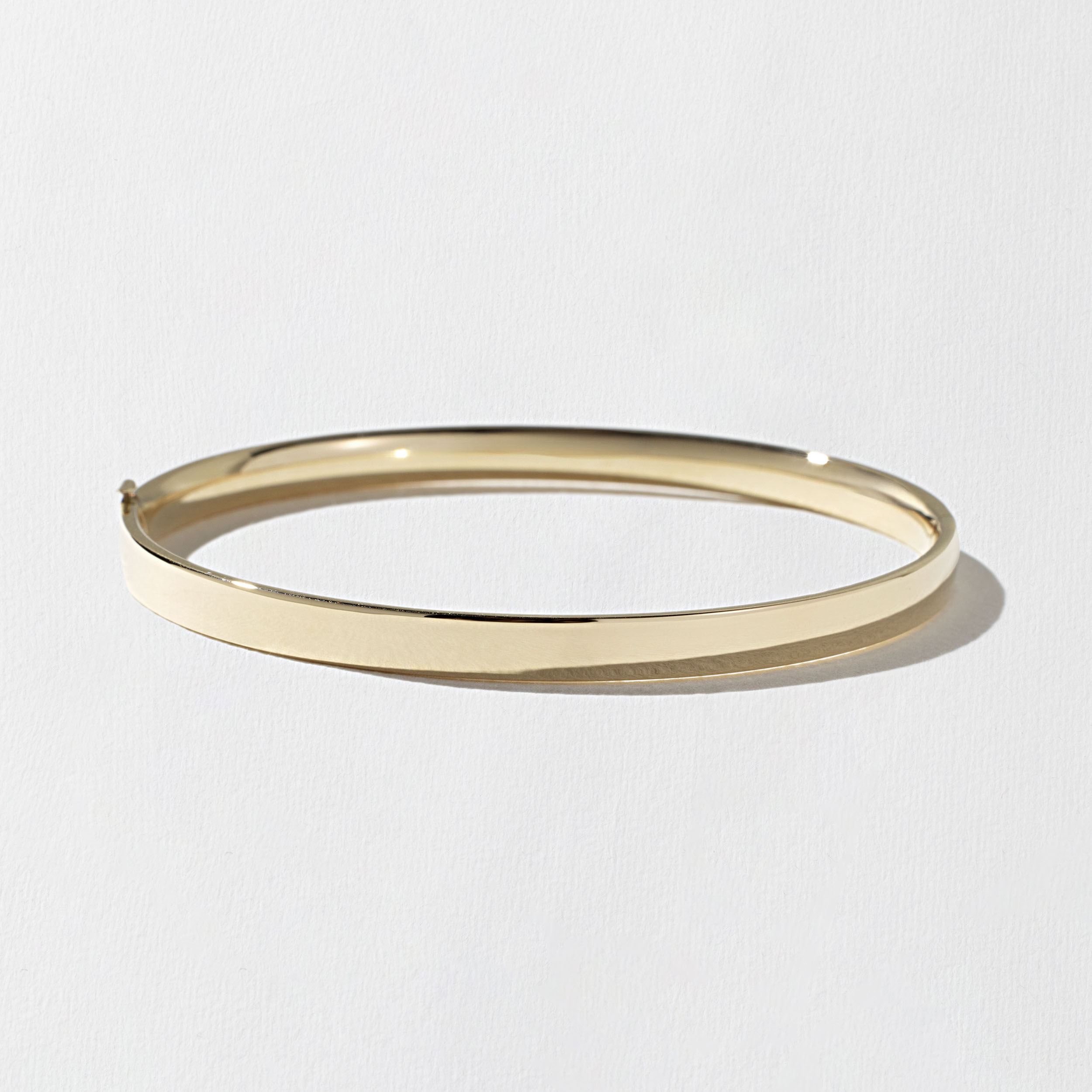 Classic Gold Bangle in 14k Yellow Gold