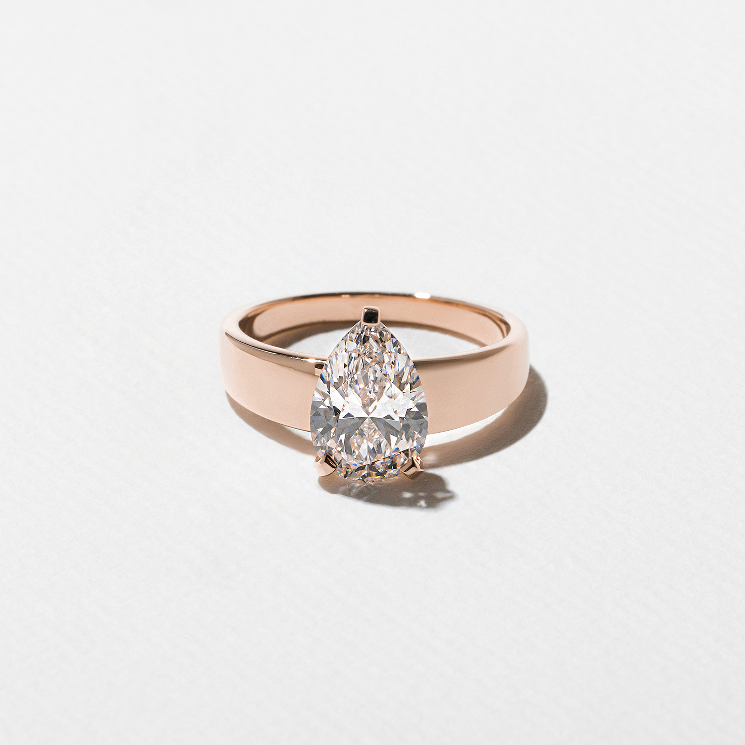 Nova Pear in 14k Rose Gold