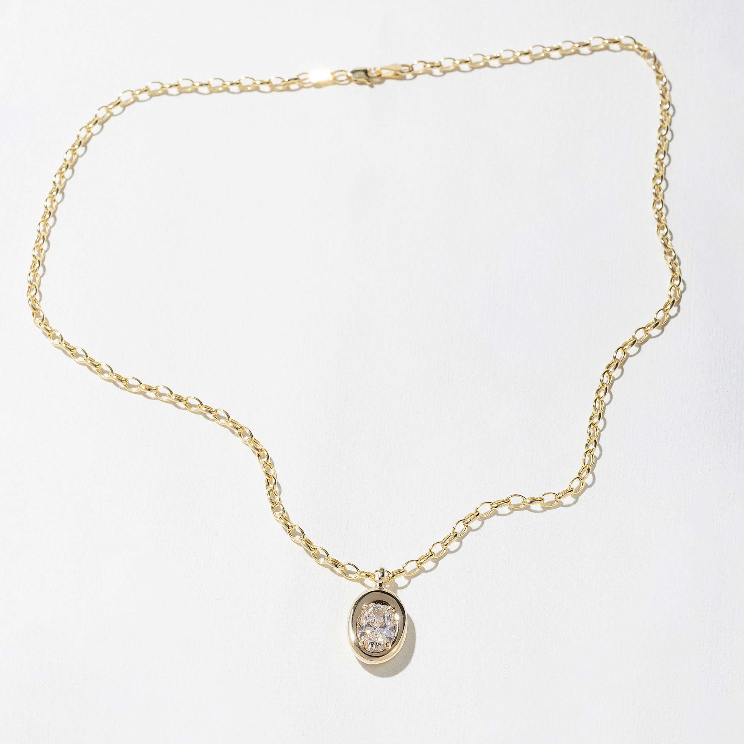 Delphi Oval XL Necklace in 14k Yellow Gold
