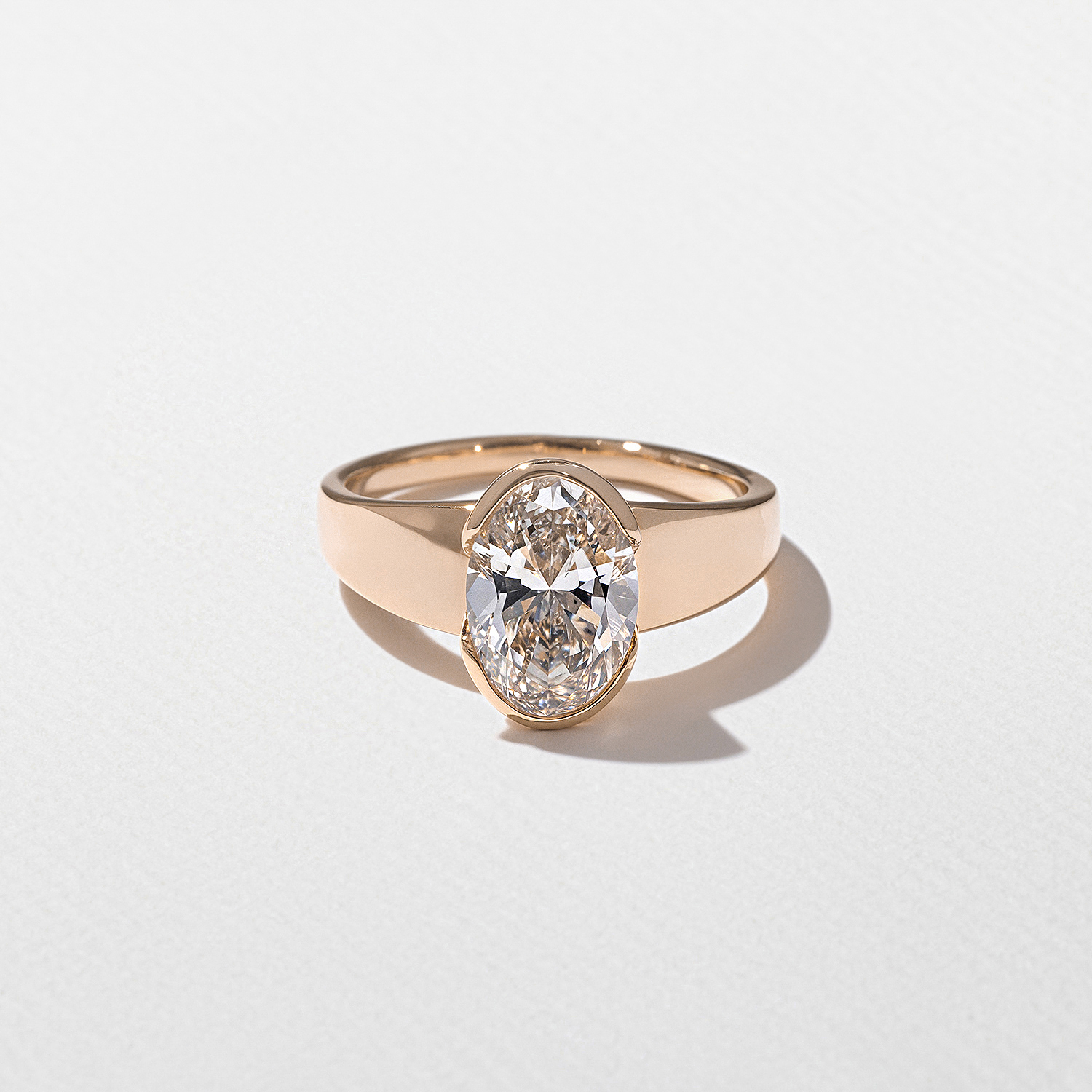 Lou Oval in 14k Rose Gold