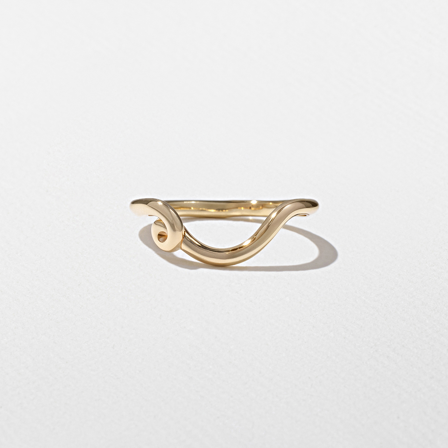 Twist in 18k Yellow Gold
