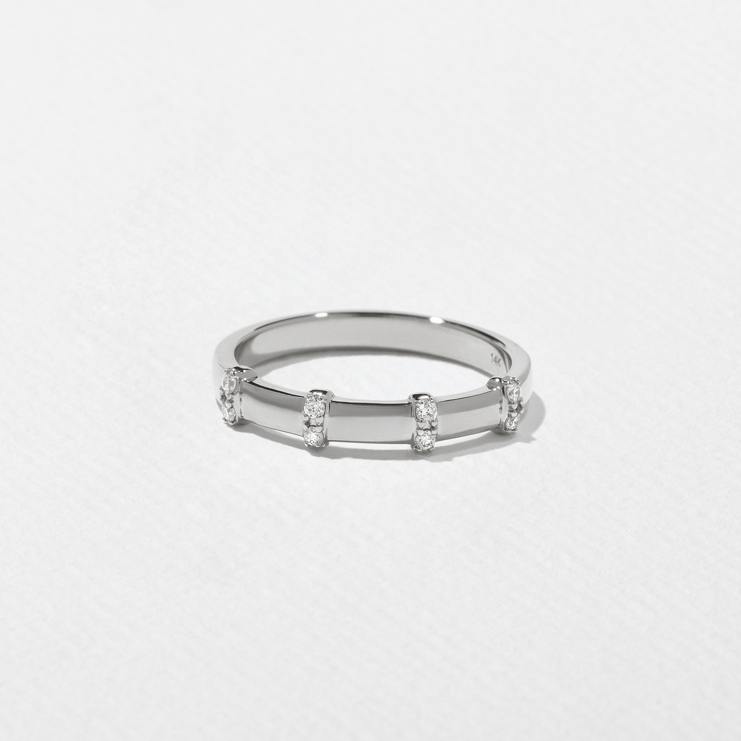 Poppy in 18k White Gold